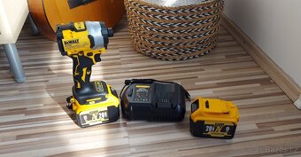 Aku malý Rázový utahovák DCF850 20V, pro DeWALT baterie 20V. - 8