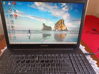 Prodám Notebook Compaq 4GB/320GB - 8