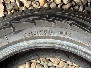 205/60/16 - zimní sada pneu Goodyear - 8