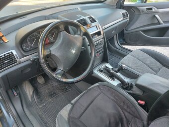 Peugeot 407 - 8