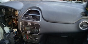 Fiat Punto 1,4 Easy r.v. 2014 - 8