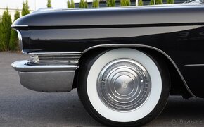 1960 Cadillac Coupe Deville - 8