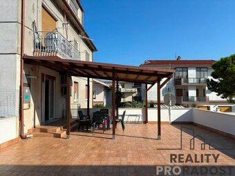 Prodej bytu 2+kk 81 m² Montesilvano, Itálie - 8