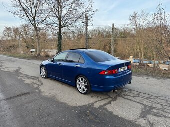 Honda accord 2.4 - 8