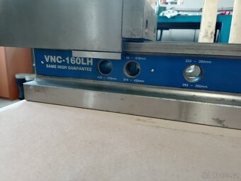 Strojní CNC svěrák VERTEX VMC 160 - 8