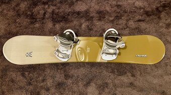 Snowboard Volkl sensor wood 152 + vázání + boty Burton 38 - 8