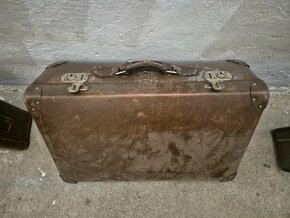 Staré kufry - 8