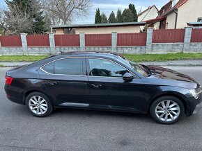 Prodam skoda superb iii 2.0tdi 110kw facelift rv 2019 - 8