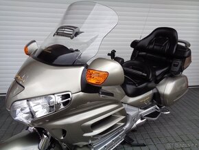 Honda goldwing 1800 - 8