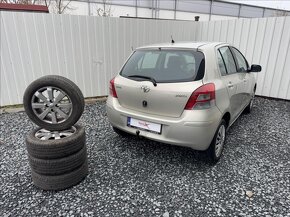 Toyota Yaris 1,0 VVT-i,51kW,Dream,2.maj.,ČR - 8