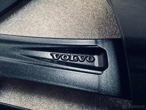 TOP zimní kola R20 Volvo XC60 originál - 8