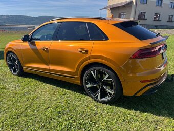 Audi Q8 - 8