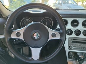 Alfa Romeo 159 1.9 JTDm 110kw - 8