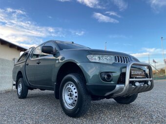 Mitsubishi L200 2.5 Di-D 100KW Invite 4x4 - 8