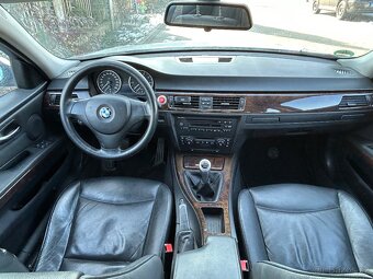 Bmw e90 320i 110kw SEDAN / MANUÁL / SERVISKA / VÝHREV - 8