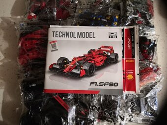 Stavebnice závodní auto F1 kompatibilní s LEGO - 8