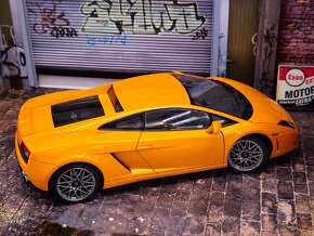 Lamborghini Gallardo LP560-4 1:18 AutoArt - 8