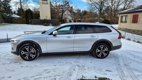 Volvo V90 Cross Country B5 AWD (2022), stříbrná - 8