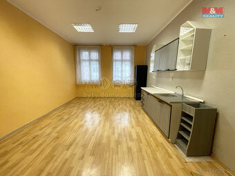 Pronájem obchod a služby, 54 m², Sokolov, ul. Staré náměstí - 8