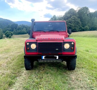 Land Rover Defender 90 - 8