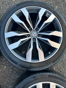 VW TIGUAN 5x112 - 255/40 R20 - LETNÍ SADA - 8