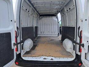 Renault Master III 2.3 dCi, L3H2, 6 rychlostí, klima - 8