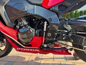 Honda CBR 1000RR Fireblade 2018 - 8