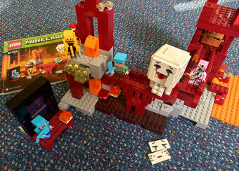 Lego Minecraft 21122 - The Nether Fortress - 8