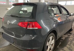 Volkswagen Golf VII 7 1.2 Tsi r.2013 157tkm VYHŘ. SEDADEL - 8