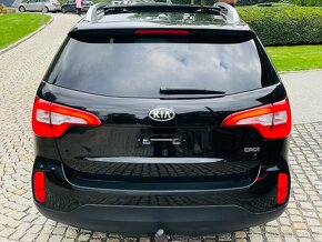 Kia Sorento 2.2CRDi 4x4 AUT KAMERA LED VÝHŘEV TAŽNÉ SERVISKA - 8