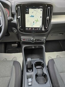 VOLVO XC40 145kW B4 MOMENTUM Automat ČR 2021 LED+NAVI -DPH - 8