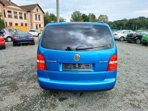 Volkswagen Touran 2.0 FSI, 6 rychl., NAVI - 8