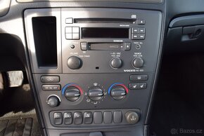 Volvo V70 2,4i AUTOMAT PO SERVISU - 8