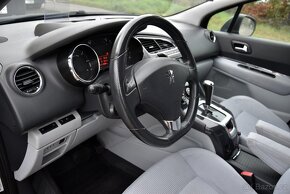 Peugeot 5008 1.6 HDi A/T 7MÍST,PANORAMA,HUD,DVD,DKLIMA,ALU17 - 8