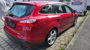 Ford Focus TITANiUM # - 8