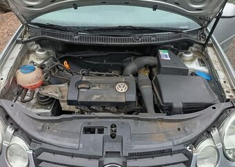 Volkswagen Polo 1.2i 40KW,CZ,1.MAJITEL,5.DVERI benzín - 8