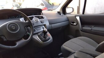 RENAULT Megane Scenic 1,6i 16V Comfort ČR - 8