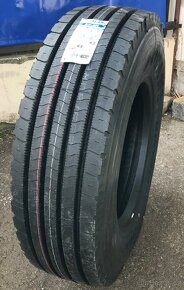 295/80 R22,5 prémiová Britská nákladní pneu - 8