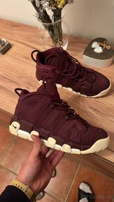 2017 Air More Uptempo 'Bordeaux' size 44• - 8