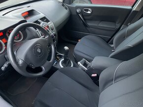 Renault Megane - 8