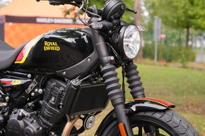 Royal Enfield Guerrilla 450 - PLAYA BLACK - AKCE - 8