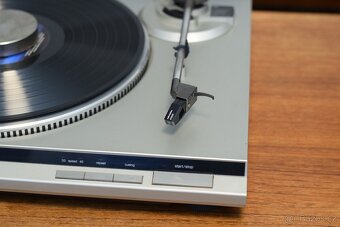 automatický gramofon Technics sl-qd33 stříbrný - 8