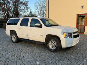 Chevrolet Suburban 2500 - 6.0 V8, rok 2012, 4x4 - 8