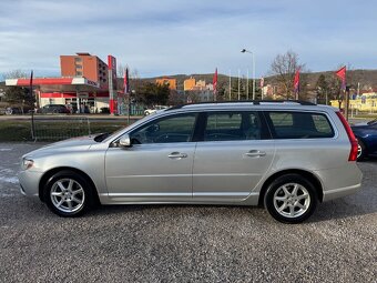 Volvo V70 2.4 D5 129kW 6-AUT XENON KŮŽE 2xALU NAVI - 8