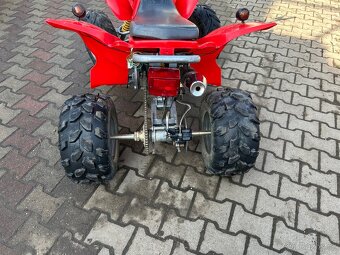 Čtyřkolka 110CCM ,jako nová,v hezkém stavu - 8