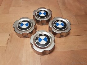 Plechové disky BMW e46 7,5J x 17, 5 x 120, s pokličkami - 8