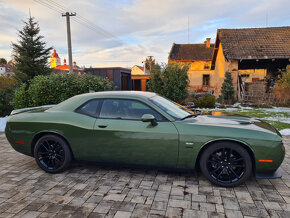 Dodge Challenger RT 5,7 Hemi 2020 Alcantara , DPH - 8