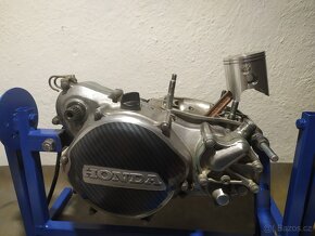 Honda cr 250 - 8