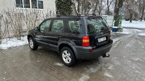 Ford Maverick 2.3i - 8