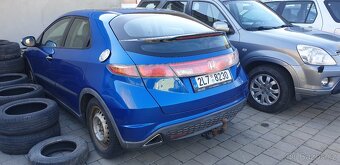 Honda Civic 8g (i pof.) na náhradní díly rv. 2007 ufo - 8